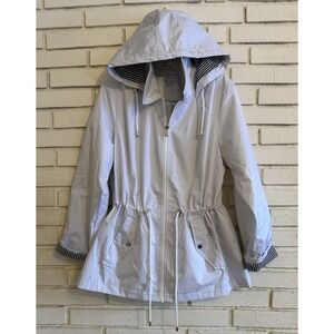 Susan Graver Water Resistant Zip Front Jacket with Stripe Lining White Size Med.